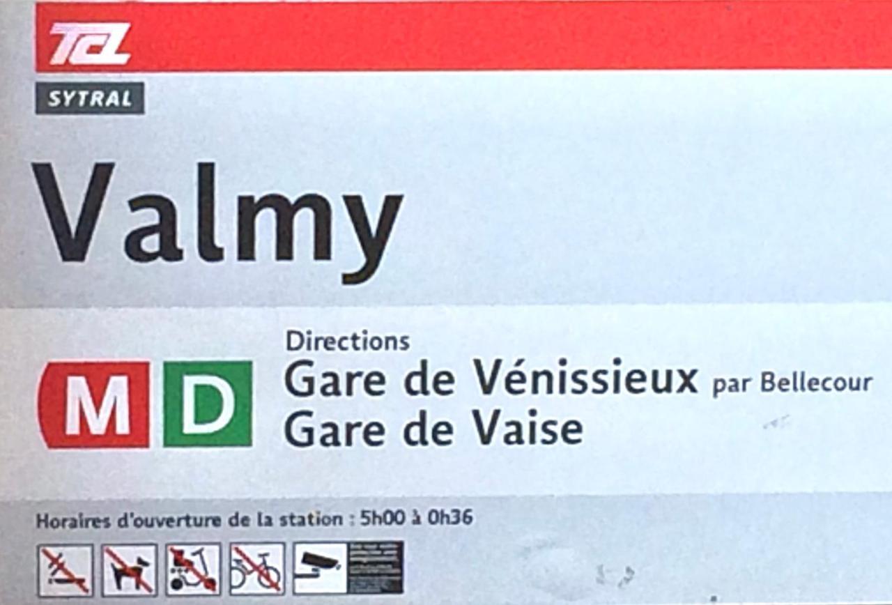Apartmán Le 9Eme- Metro Valmy-Homalyon Exteriér fotografie
