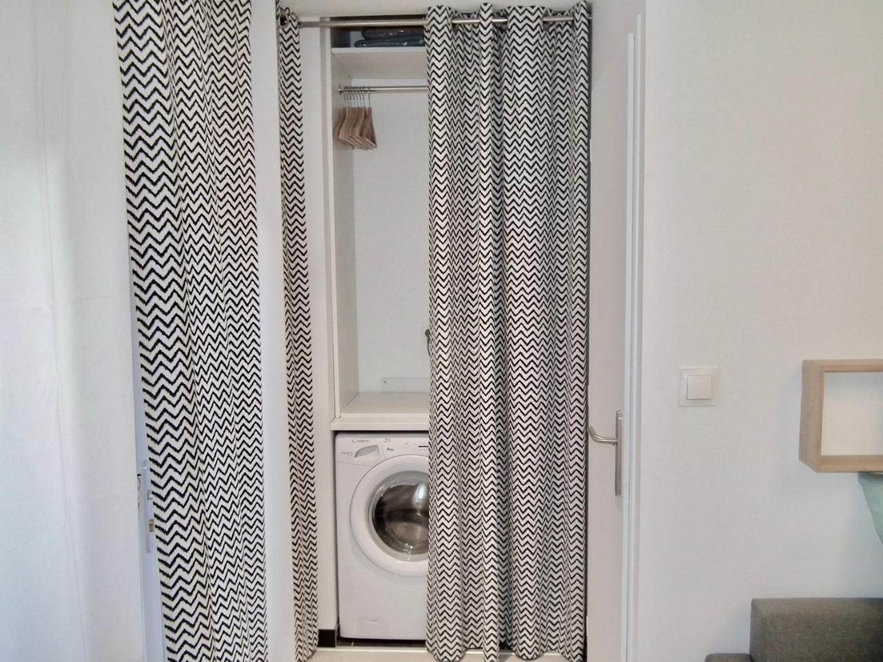 Apartmán Le 9Eme- Metro Valmy-Homalyon Exteriér fotografie